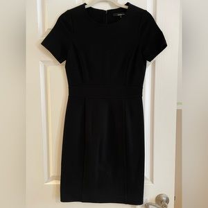 AMANDA & CHELSEA - Short Sleeve Black Dress